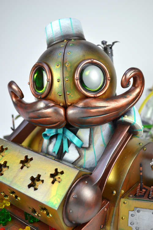 CandyFactoryFaceLorez