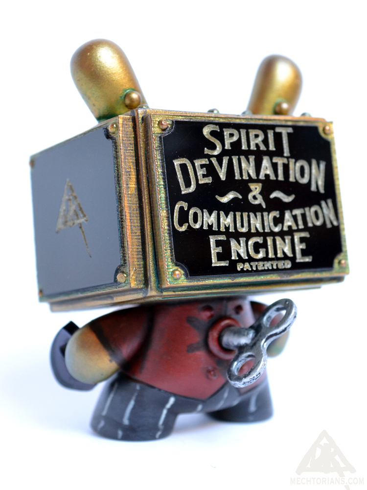 Mechtorian Spirit communication Engine custom Kidrobot Dunny vinyl toy by Doktor A.